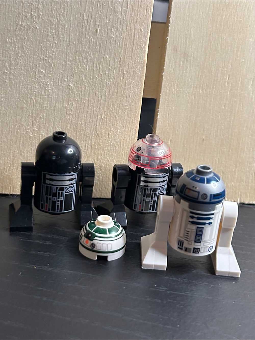 Star Wars LEGO R2 D2 Mini Fig White & 2 black Astromech custom